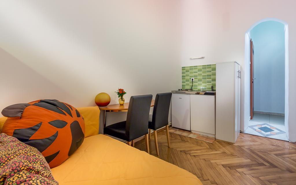 Rooms Center Demetrova Rijeka Exterior photo
