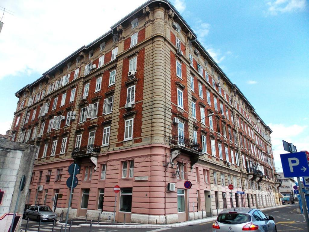 Rooms Center Demetrova Rijeka Exterior photo